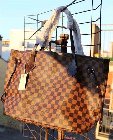 louis vuitton damier neverfull mm replica